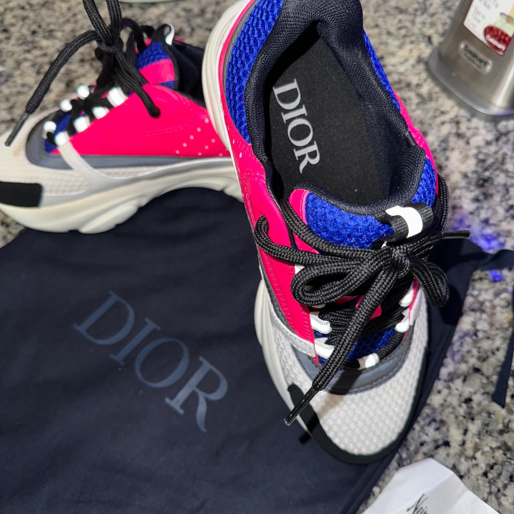 baby Dior ピンク モノグラム 厚手のパーカー baby Dior ピンク モノグラム 厚手のパーカー（ピンク系 Dior